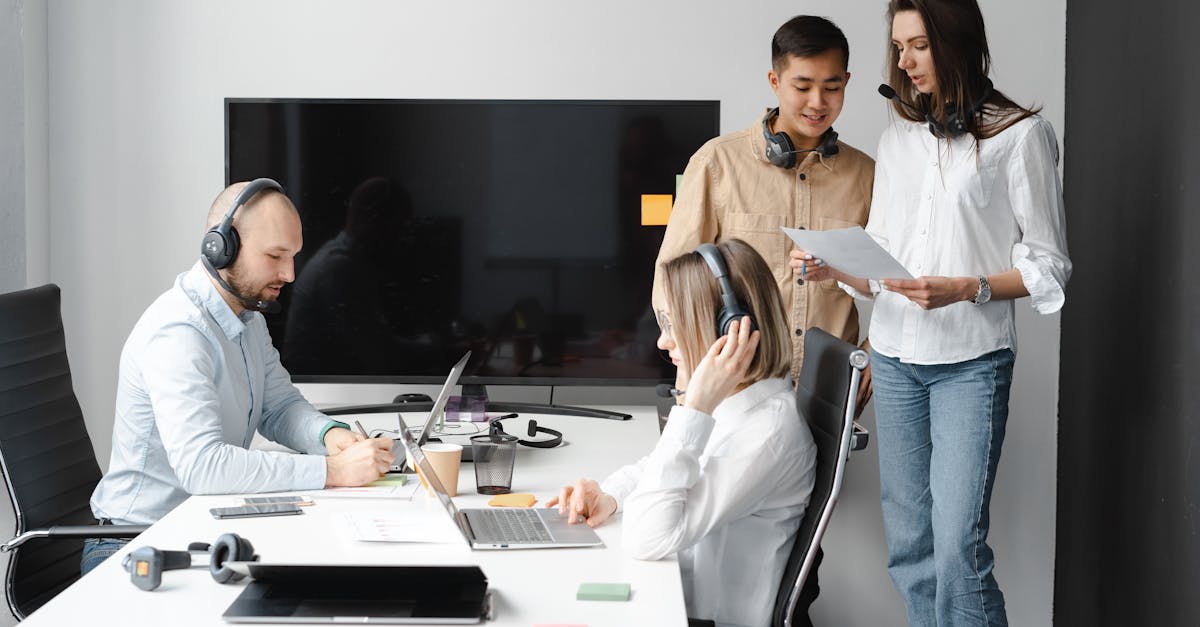 老人卡实名账号：流量卡的网络投诉和维权渠道是什么？如何保障自己的权益？